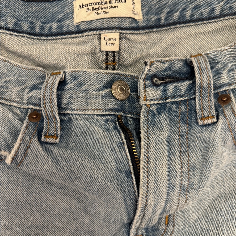 Abercrombie & Fitch The Boyfriend Short Mid-Rise Great-Condition - Picture 4 of 5